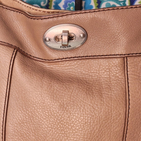 Fossil Tan and Yellow Leather Shoulder Bag - Picture 2 of 13
